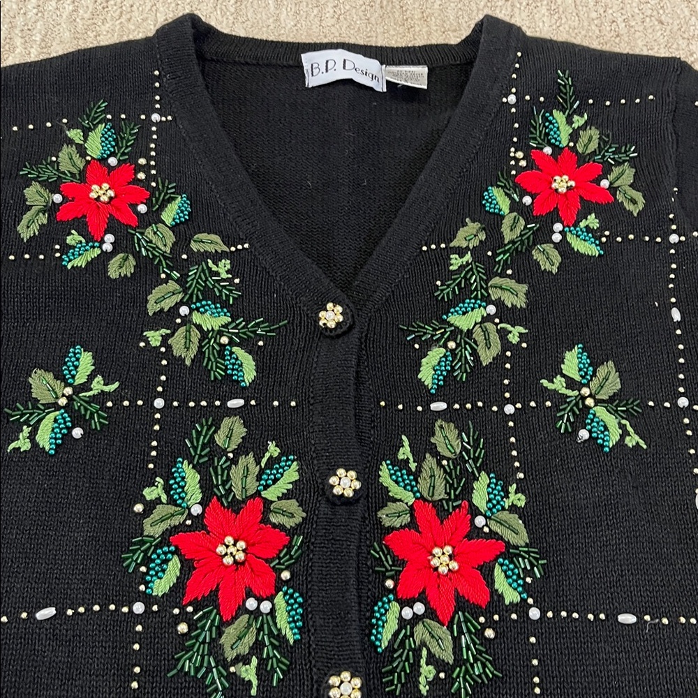 Vintage B.P. Design Christmas Cardigan Embroidered Poinsettias Size S - Picture 7 of 12